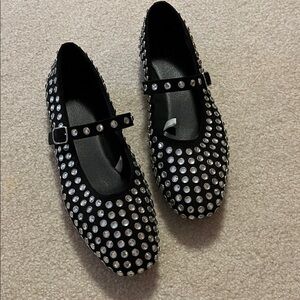 Women’s NEW Black Studded Mary Jane Shoes. Size 9